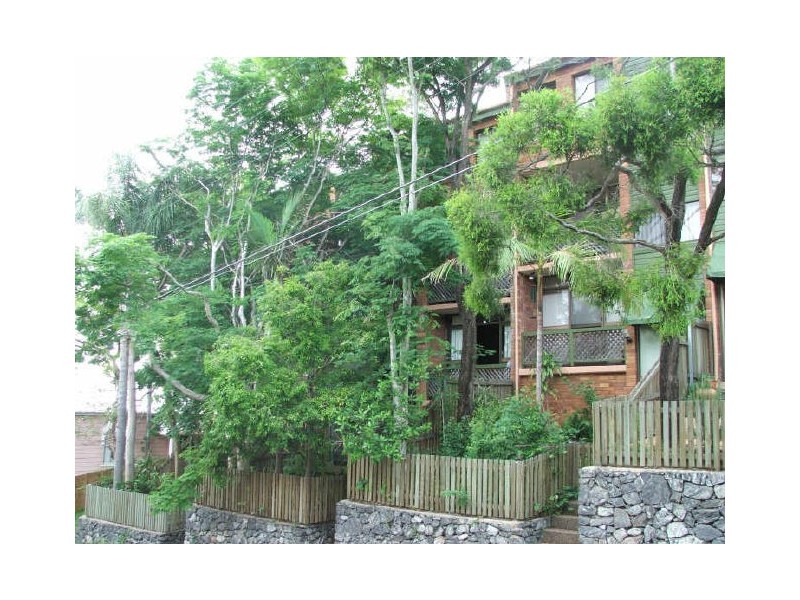 2/302 Given Terrace, Paddington QLD 4064