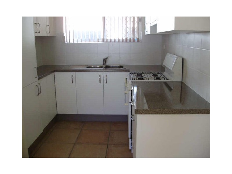 2/25 Glassey Street, Red Hill QLD 4059