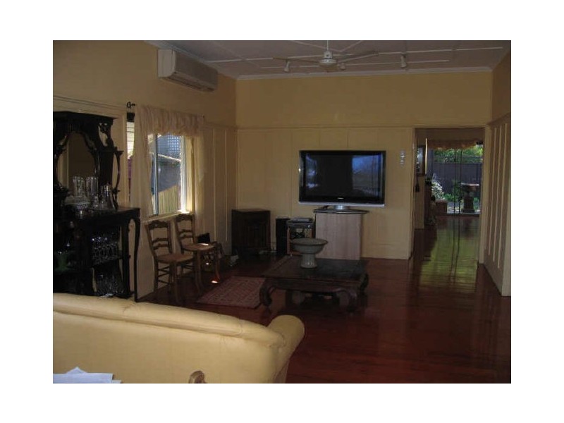 16 Zig Zag Street, Red Hill QLD 4059