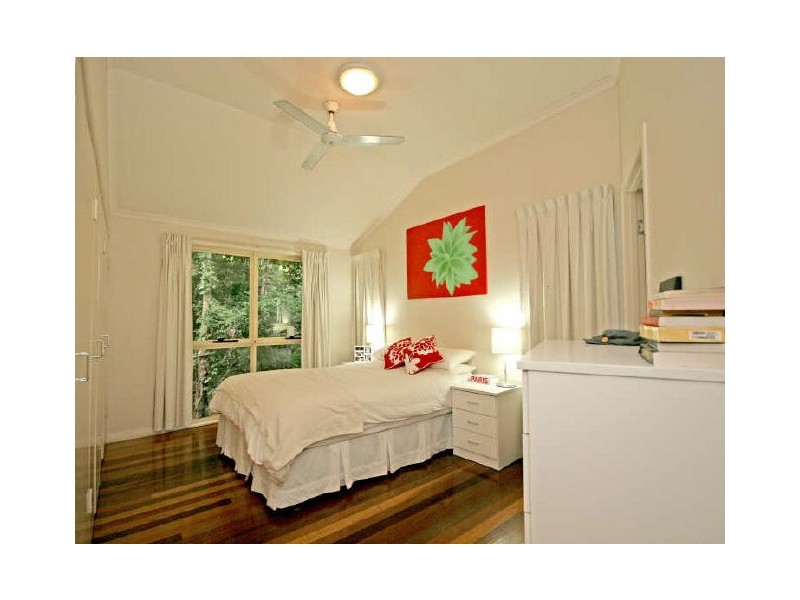 9 Grand Parade, Ashgrove QLD 4060