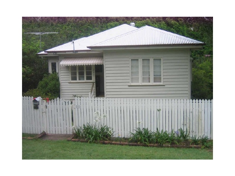 103 Fletcher Parade, Bardon QLD 4065