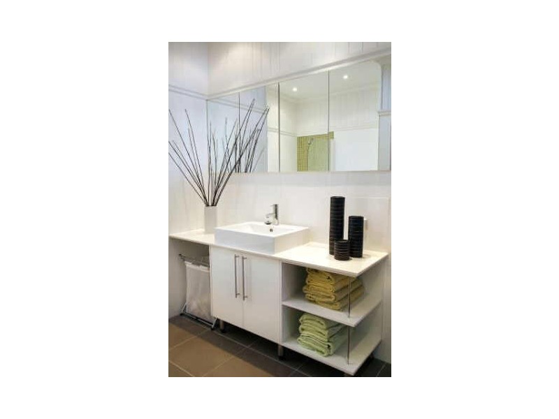 7 Crawford Avenue, Stafford QLD 4053