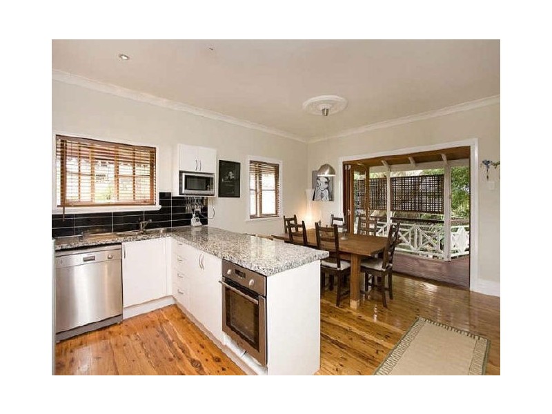 9 Zig Zag Street, Red Hill QLD 4059