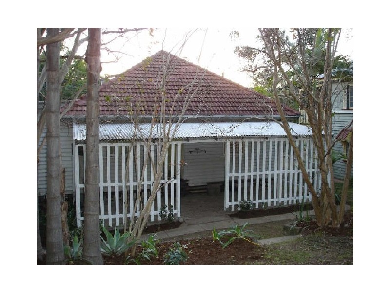 29 Lizzie Street, Bardon QLD 4065