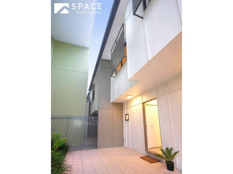 20A/18 Manning Street, Milton QLD 4064