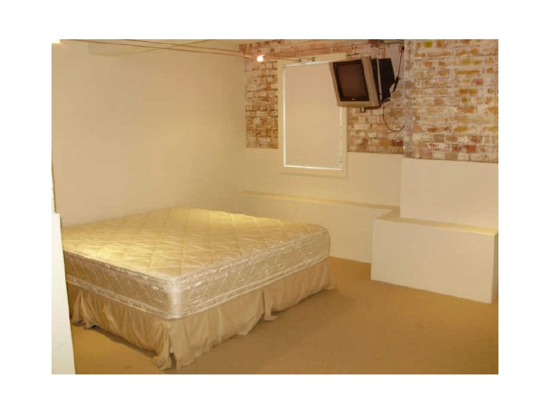 360b Enoggera Rd, Newmarket QLD 4051