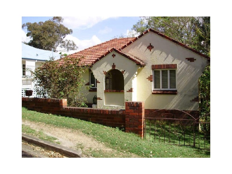 19 Burnham Road, Bardon QLD 4065