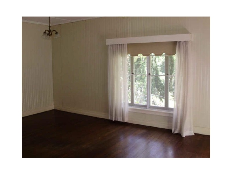 19 Burnham Road, Bardon QLD 4065