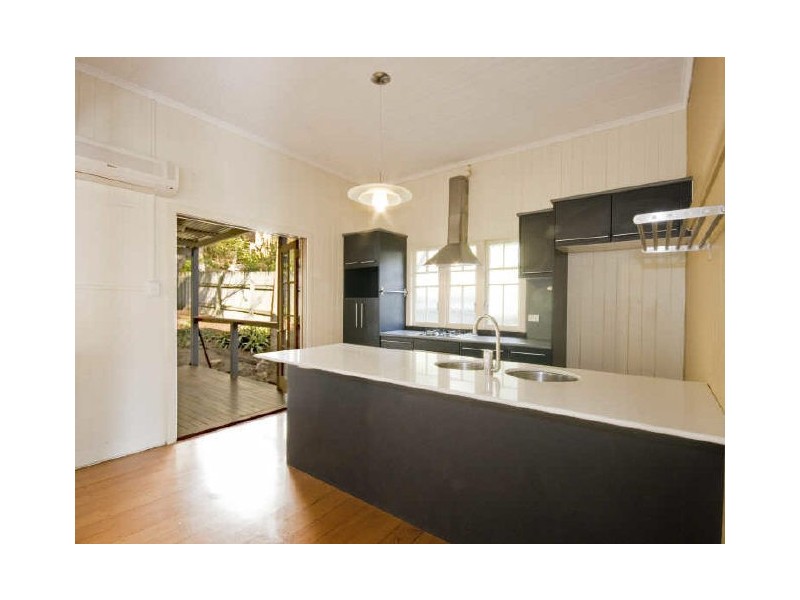 24 Drynan Street, Paddington QLD 4064
