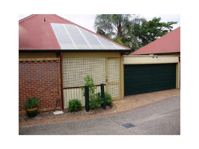 3/8 Waterworks Road, Red Hill QLD 4059