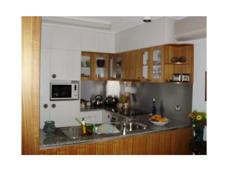 3/8 Waterworks Road, Red Hill QLD 4059