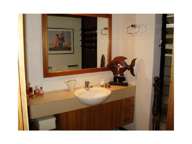 3/8 Waterworks Road, Red Hill QLD 4059