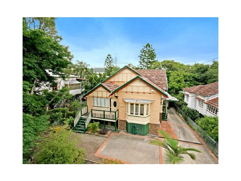 37 Elimatta Drive, Ashgrove QLD 4060