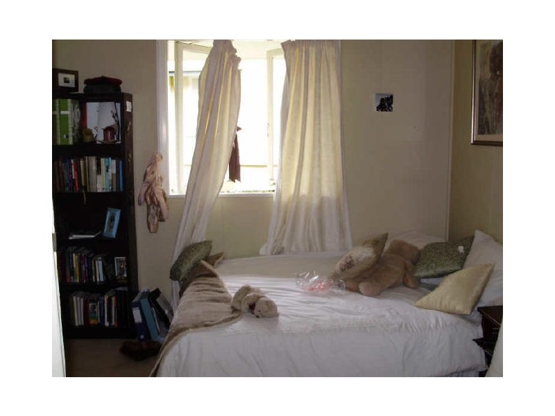 73 Lewin Street, Bardon QLD 4065