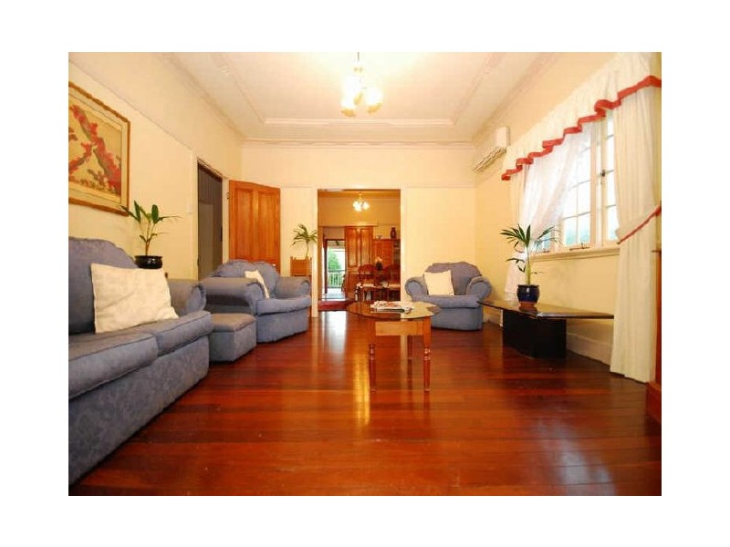 25 Wienholt Street, Auchenflower QLD 4066