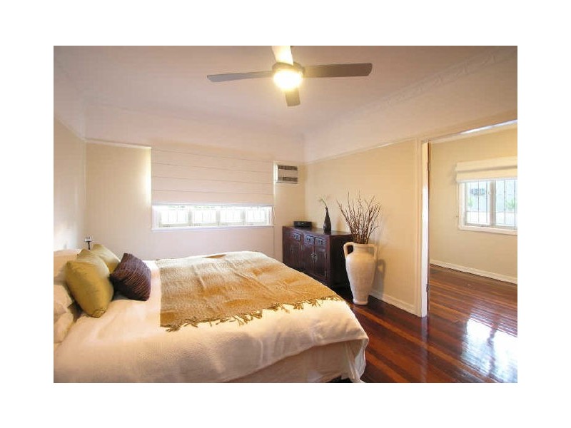 130 Rockbourne Terrace, Paddington QLD 4064