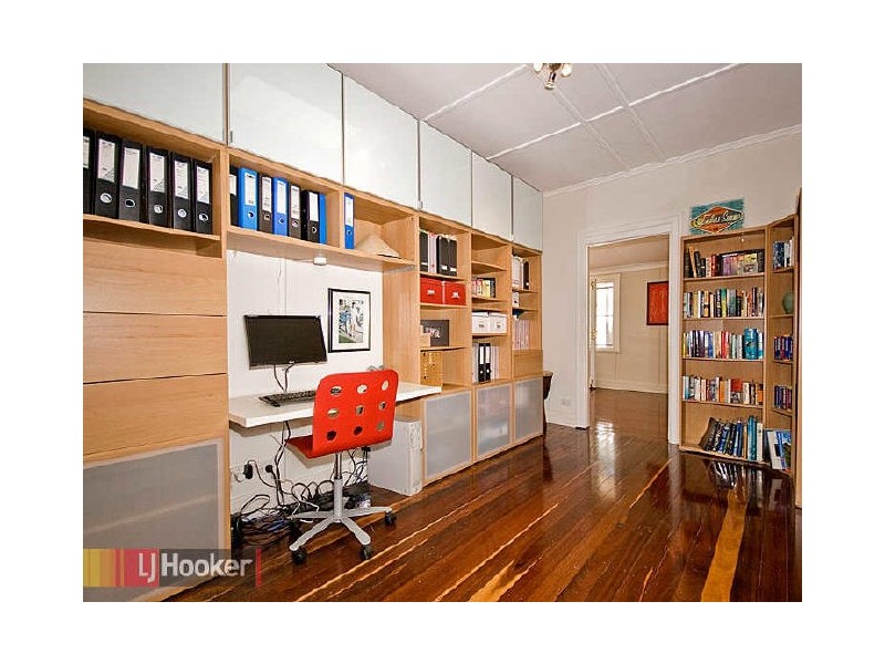 286 Banks Street, Ashgrove QLD 4060