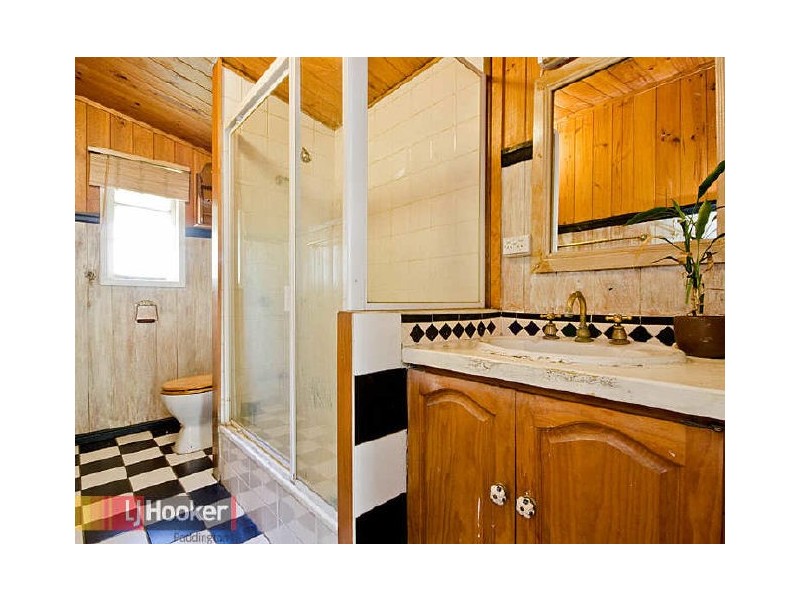 63 Rusden Street, Kelvin Grove QLD 4059