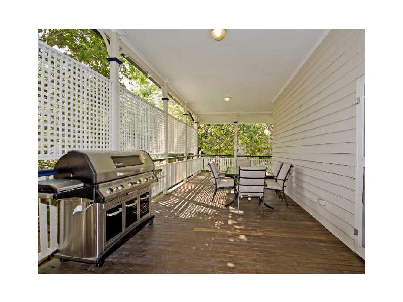 75 Guthrie Street, Paddington QLD 4064