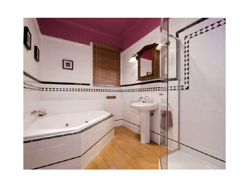 75 Guthrie Street, Paddington QLD 4064