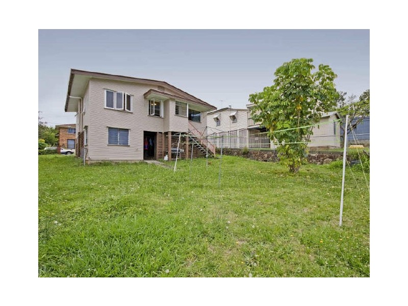 6 Blaxland Street, Milton QLD 4064