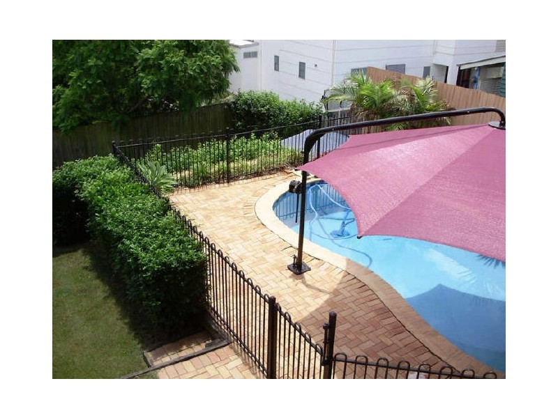 35 Heussler Terrace, Milton QLD 4064