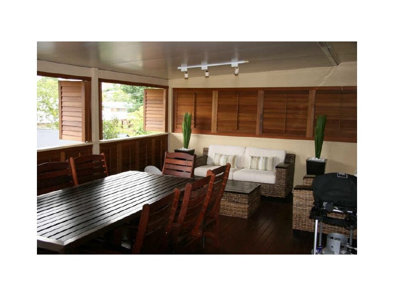 63 Taabinga Street, Wavell Heights QLD 4012