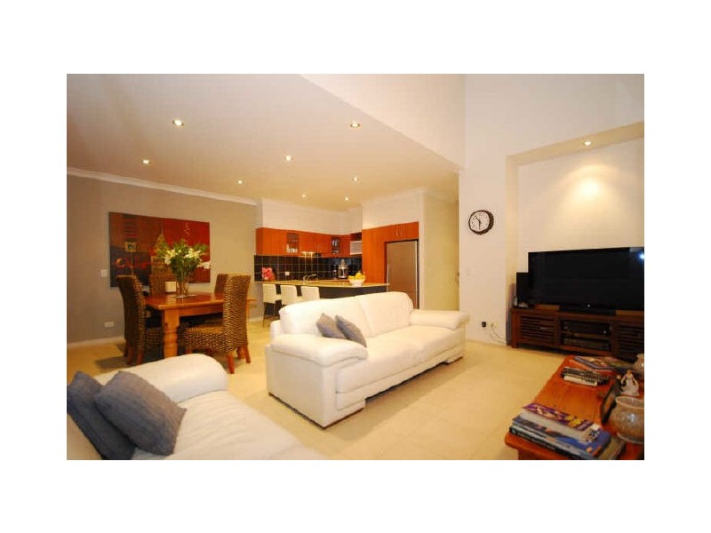 17 Cricket Street, Petrie Terrace QLD 4000