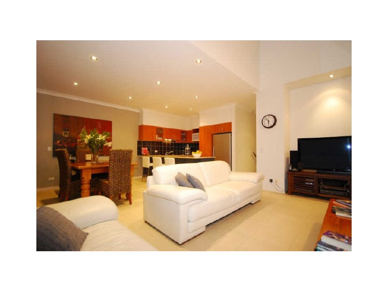 17 Cricket Street, Petrie Terrace QLD 4000