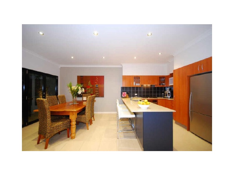 17 Cricket Street, Petrie Terrace QLD 4000