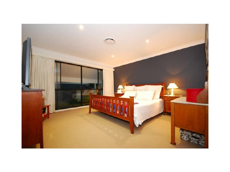 17 Cricket Street, Petrie Terrace QLD 4000