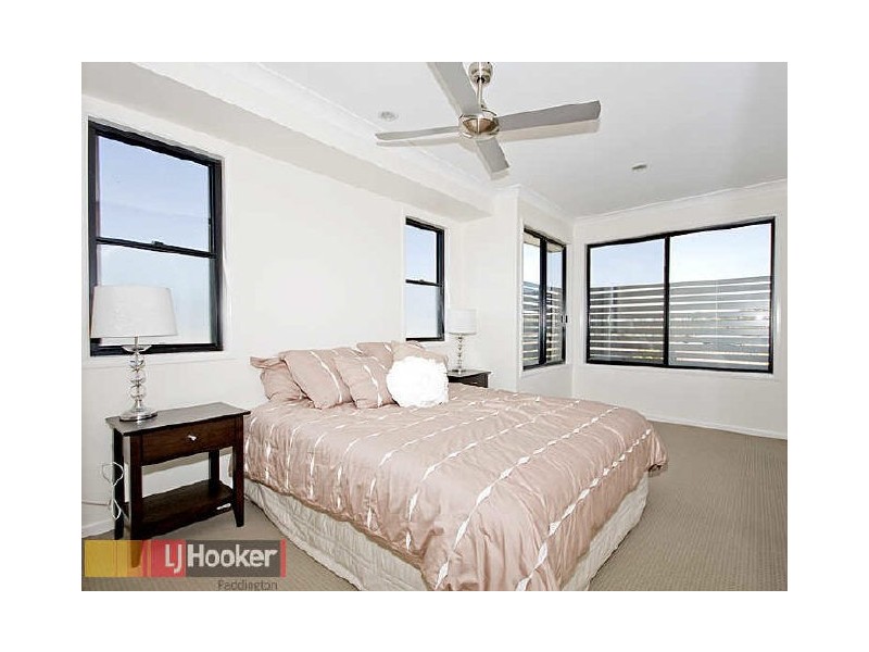 3 Swordgrass Court, Kallangur QLD 4503