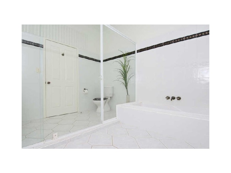 110 Stuartholme Road, Bardon QLD 4065