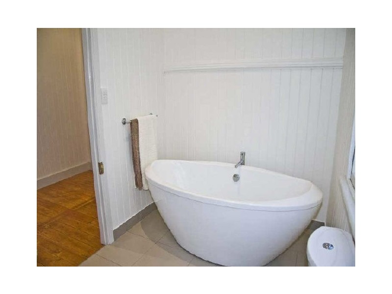 70 Fernberg Road, Paddington QLD 4064