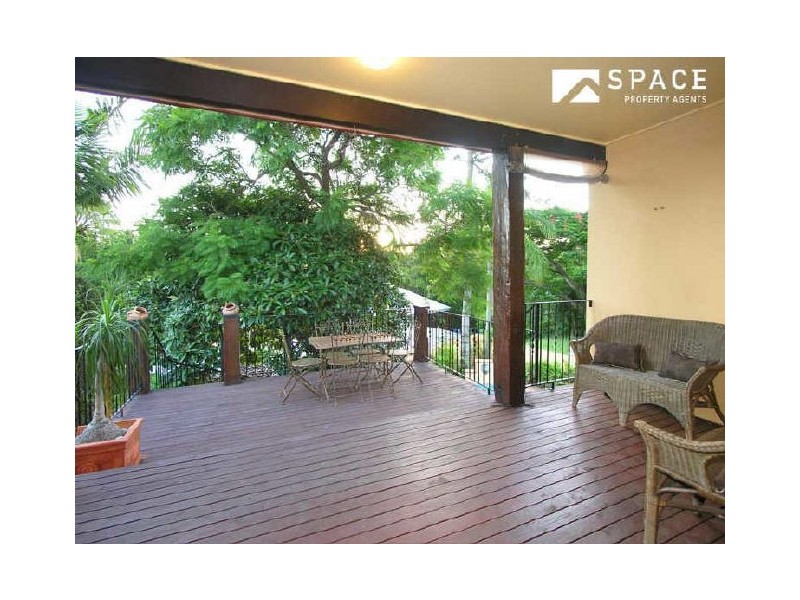 12 Fernberg Road, Paddington QLD 4064