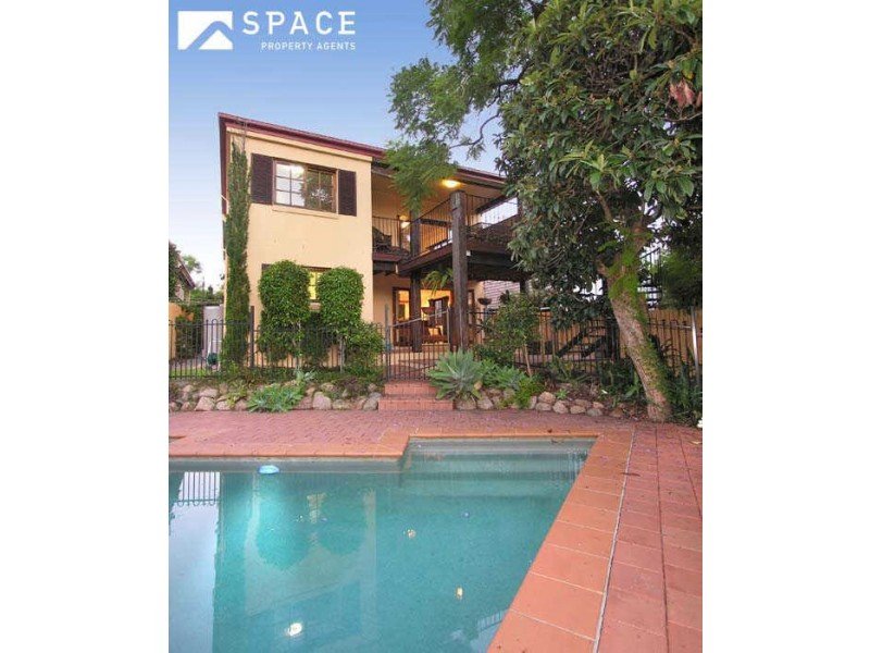 12 Fernberg Road, Paddington QLD 4064