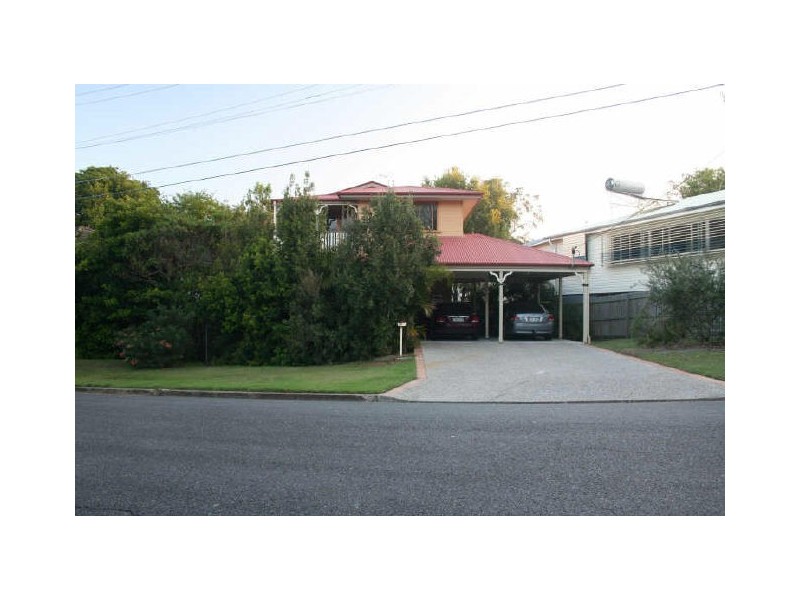 20 Fletcher Parade, Bardon QLD 4065