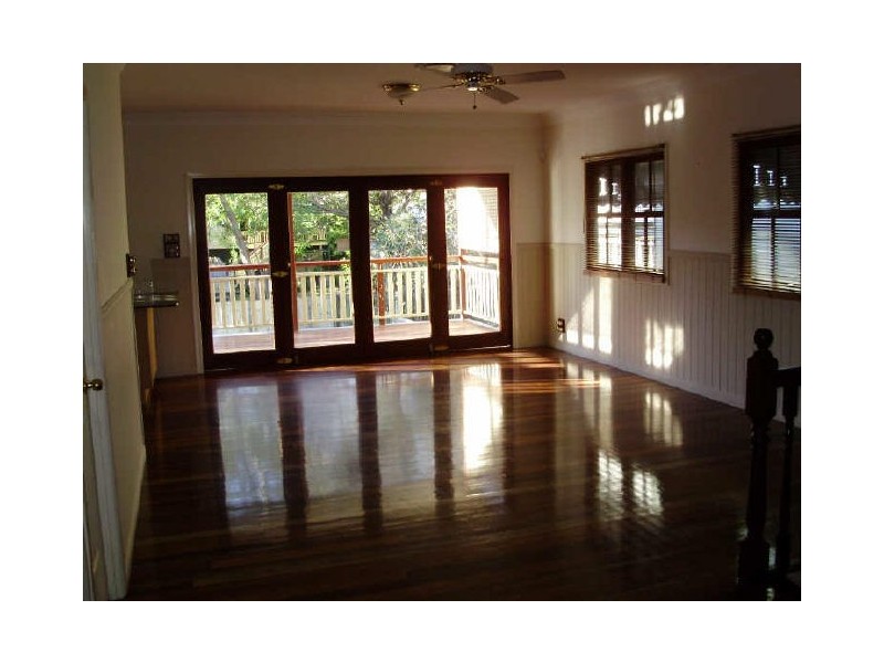 81 Fernberg Rd, Paddington QLD 4064