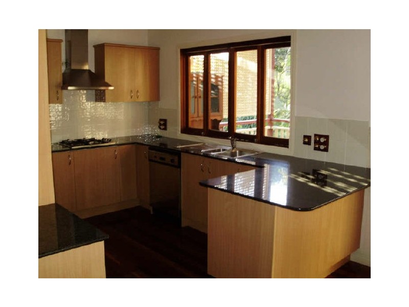 81 Fernberg Rd, Paddington QLD 4064