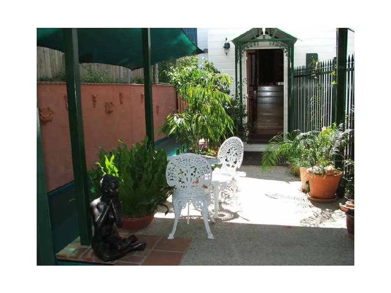 43 Latrobe Terrace, Paddington QLD 4064