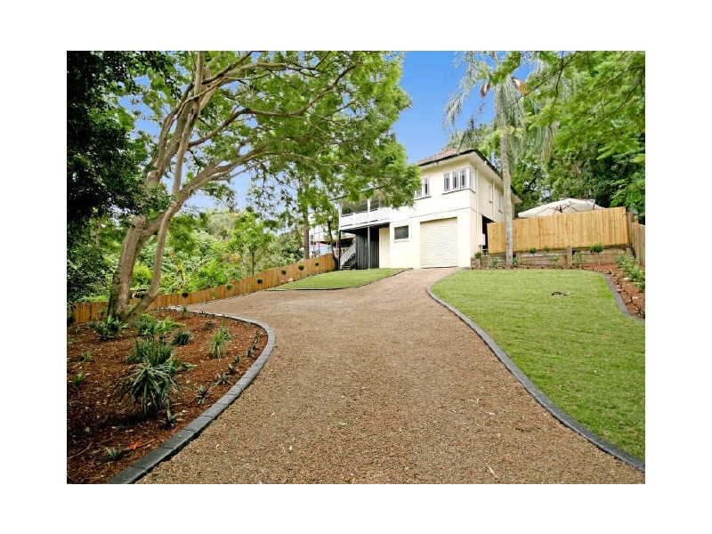 9 Bramble Terrace, Red Hill QLD 4059