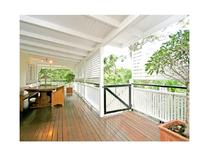 9 Bramble Terrace, Red Hill QLD 4059