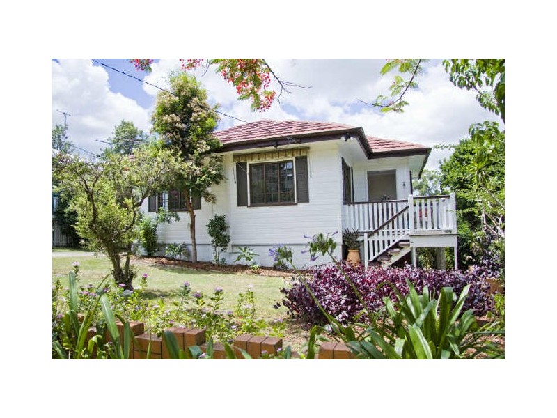 49 Buckingham Street, Ashgrove QLD 4060