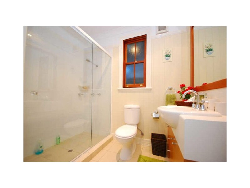 12 Susan Street, Red Hill QLD 4059