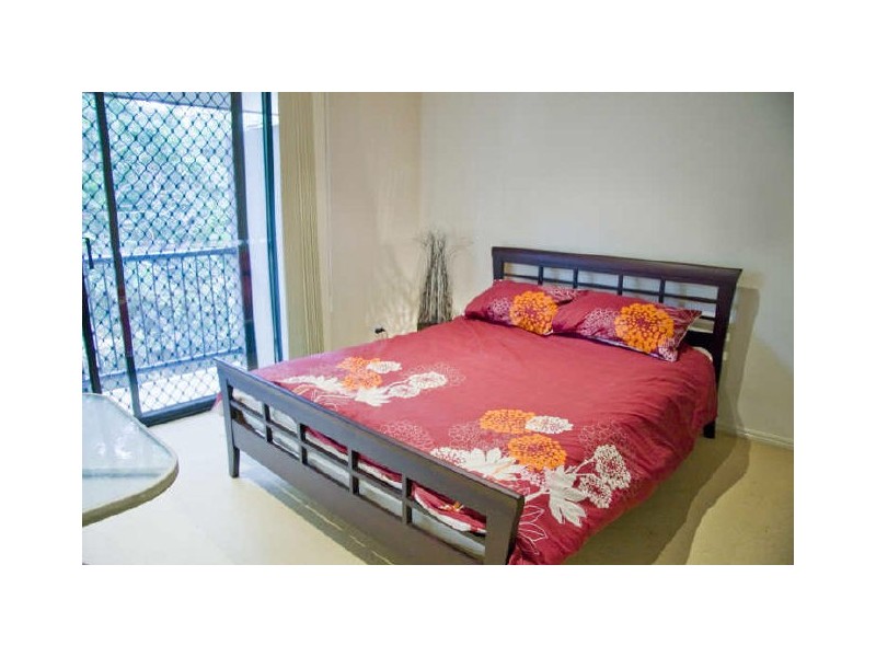 2/39 Elizabeth Street, Toowong QLD 4066