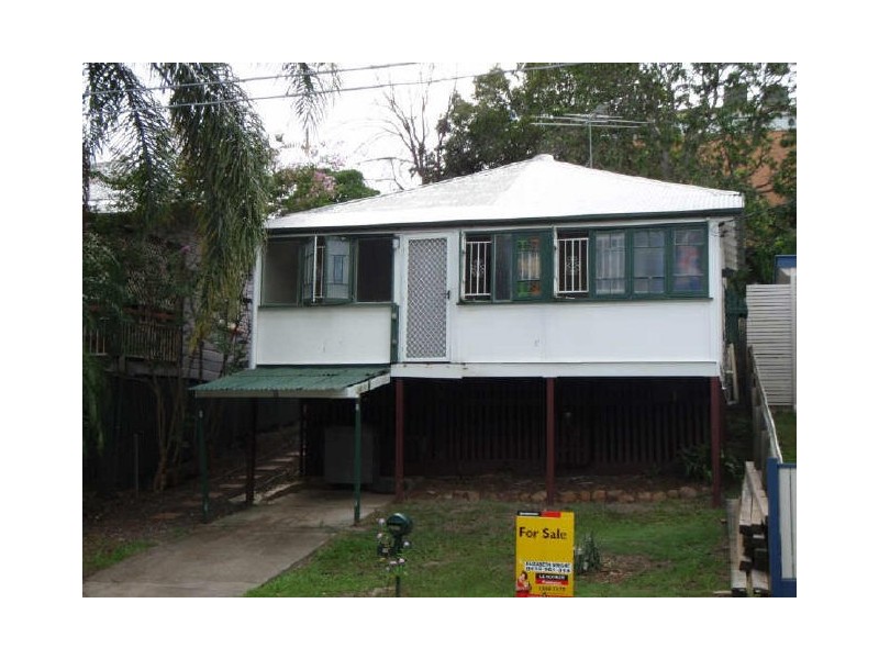 11 Dean Street, Red Hill QLD 4059