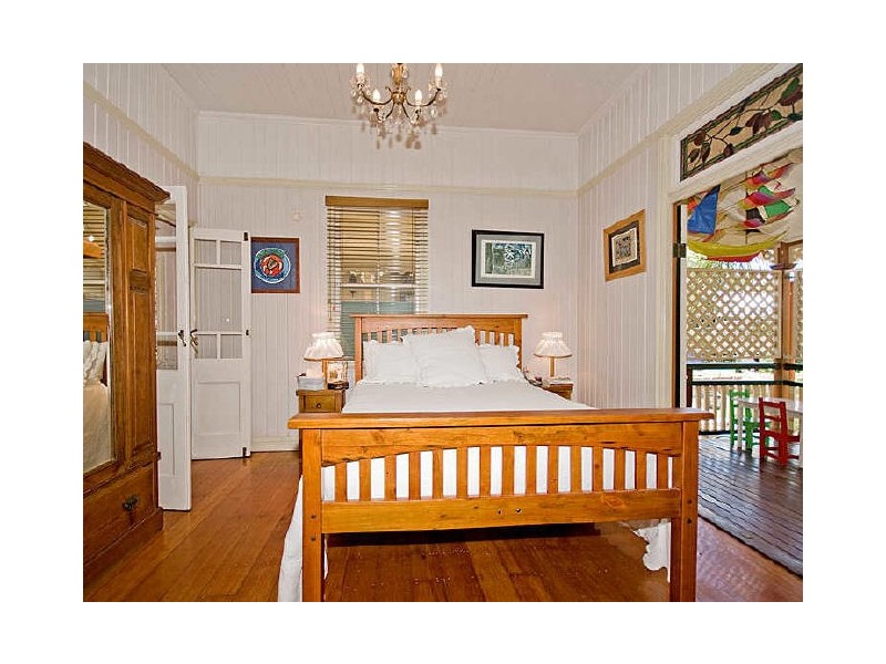20 Cranmore Street, Red Hill QLD 4059
