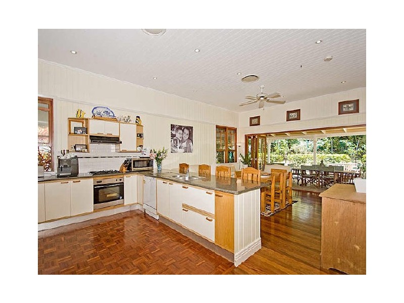 20 Cranmore Street, Red Hill QLD 4059