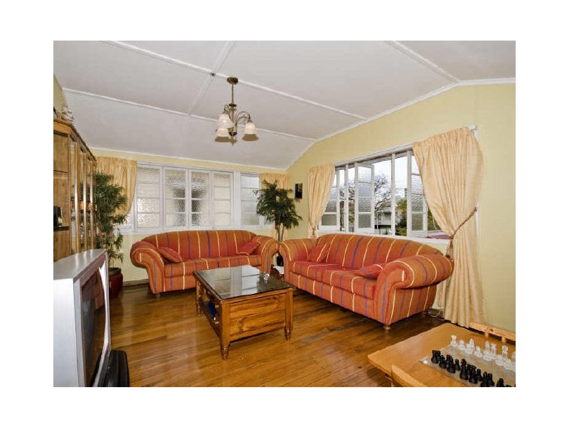 17 Huxham Terrace, Auchenflower QLD 4066