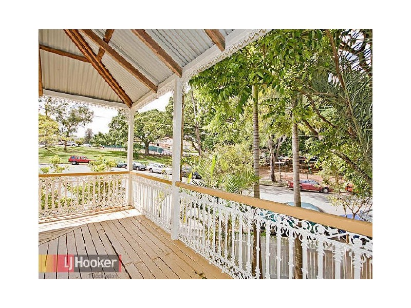 63 Rusden Street, Kelvin Grove QLD 4059